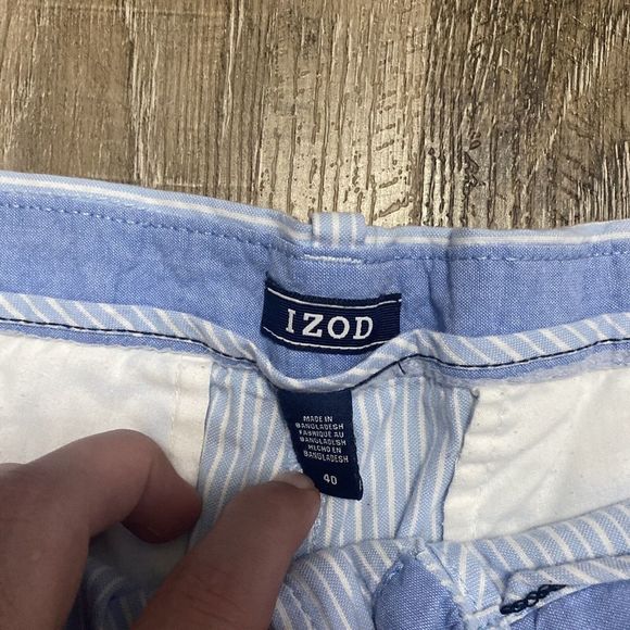 Izod Mens Dress or Casual Shorts ~ Sz 40 ~ Blue & White ~ Striped - Picture 2 of 3